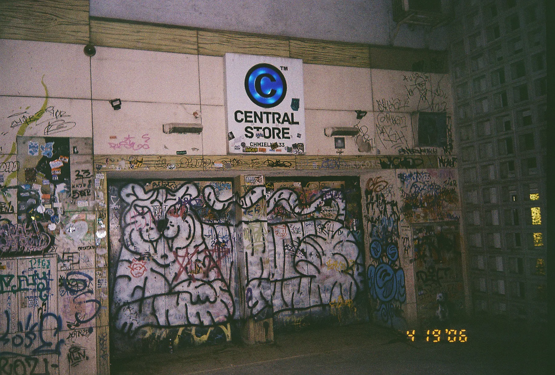 tiger graffiti